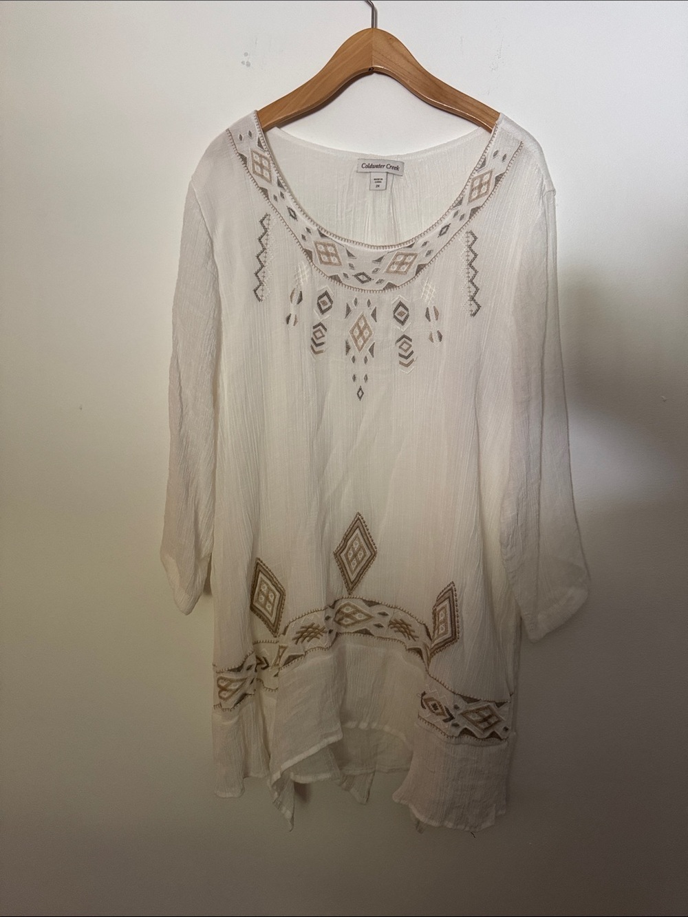 Coldwater Creek White Tunic with Beige Embroidery